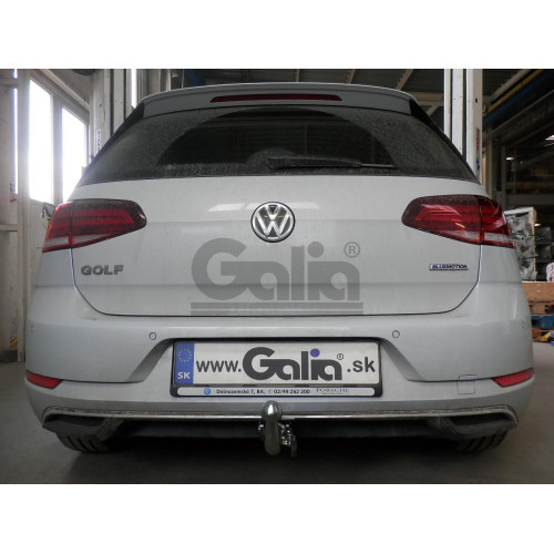 V087C GALIA Полностью оцинкованный фаркоп на Volkswagen Golf хетчбек 3/5 дверей 2018-. Тип шара: C (горизонтальный съемный). Установка без выреза бампера. Нагрузки: 2000/80 кг, масса фаркопа 14,27 кг