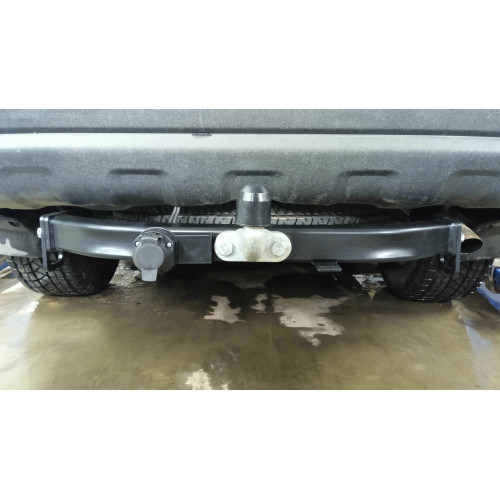 F.4015.002 BERG Фаркоп на Mitsubishi Pajero Sport 2008-2016, 2016-2021 без снятия и подрезки бампера. Тип шара: F. Нагрузки: 2000/75 кг, масса фаркопа 16,8 кг (без электрики в комплекте)