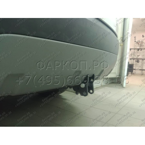 323157600001 WESTFALIA Фаркоп на Land Rover Discovery V 2017-. Съемное вертикальное крепление шара (на ключе). Видимый вырез в бампере. Нагрузки 3500/195 кг, масса фаркопа 41,5 кг