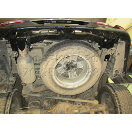 FA 0859-E Бизон Фаркоп на Toyota Land Cruiser 200 2008-2021, Lexus LX 2008-2022 без подрезки бампера. Тип шара: E (легкосъемный шар под квадрат). Нагрузки: 3500/120 кг. Не комп