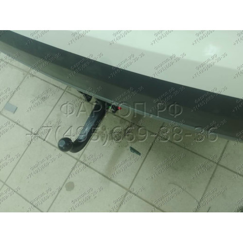 323157600001 WESTFALIA Фаркоп на Land Rover Discovery V 2017-. Съемное вертикальное крепление шара (на ключе). Видимый вырез в бампере. Нагрузки 3500/195 кг, масса фаркопа 41,5 кг
