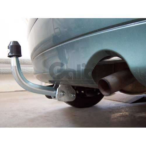 C048C GALIA Полностью оцинкованный фаркоп на Citroen C3 2002-2010, C3 II 2010-2016, кроме DS3. Тип шара: C (горизонтальный съемный). Без выреза бампера. Нагрузки: 1200/50 кг, масса фаркопа 13,27 кг