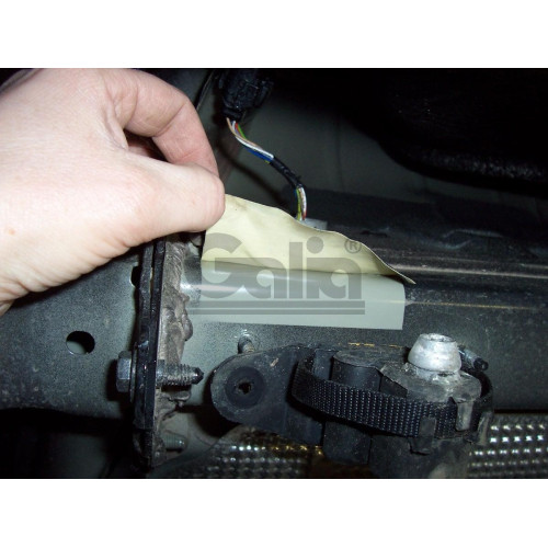 C048C GALIA Полностью оцинкованный фаркоп на Citroen C3 2002-2010, C3 II 2010-2016, кроме DS3. Тип шара: C (горизонтальный съемный). Без выреза бампера. Нагрузки: 1200/50 кг, масса фаркопа 13,27 кг