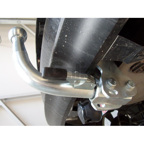 C048C GALIA Полностью оцинкованный фаркоп на Citroen C3 2002-2010, C3 II 2010-2016, кроме DS3. Тип шара: C (горизонтальный съемный). Без выреза бампера. Нагрузки: 1200/50 кг, масса фаркопа 13,27 кг