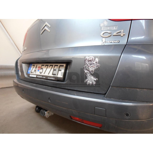 C051A GALIA Полностью оцинкованный фаркоп на Citroen C4 Picasso 2006-2013, Citroen C4 Grand Picasso 2006-2013, Peugeot 5008 2009-2017. Тип шара: A. Невидимая минимальная подрезка бампера. Нагрузки: 1600/75 кг, масса фаркопа 16,62 кг