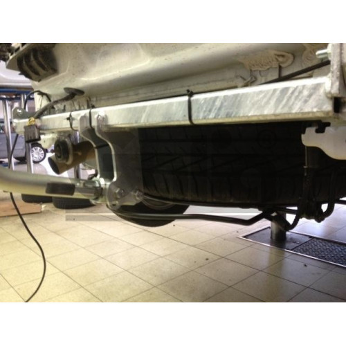 C061C GALIA Полностью оцинкованный фаркоп на Chevrolet Orlando 2011-2019, в т.ч. для авто с запасным колесом. Тип шара: C (горизонтальный съемный). Невидимый вырез бампера. Нагрузки: 1600/75 кг, масса фаркопа 18,77 кг