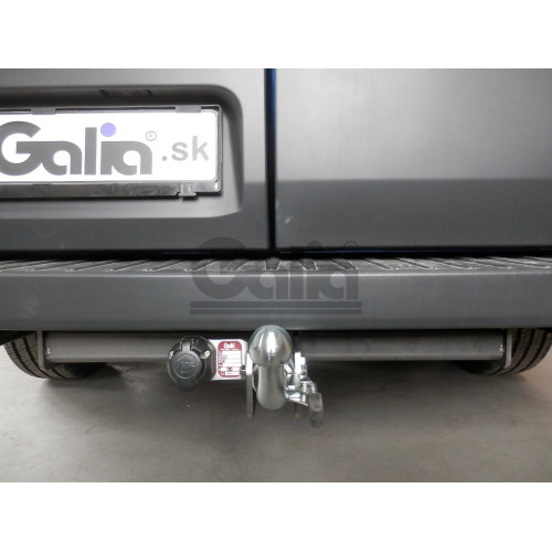 F125C GALIA Полностью оцинкованный фаркоп на Ford Tourneo 2013-, Ford Transit 2013-. Тип шара: C (горизонтальный съемный). Установка без снятия и выреза бампера. Нагрузки: 3500/140 кг, масса фаркопа 21,37 кг