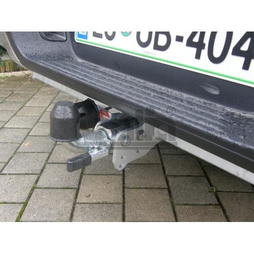 F126C GALIA Полностью оцинкованный фаркоп на Ford Ranger 2012-2022, Mazda BT-50 2012-2020. Тип шара: C (горизонтальный съемный). Без выреза бампера. Нагрузки: 3500/205 кг, масса фаркопа 28,17 кг