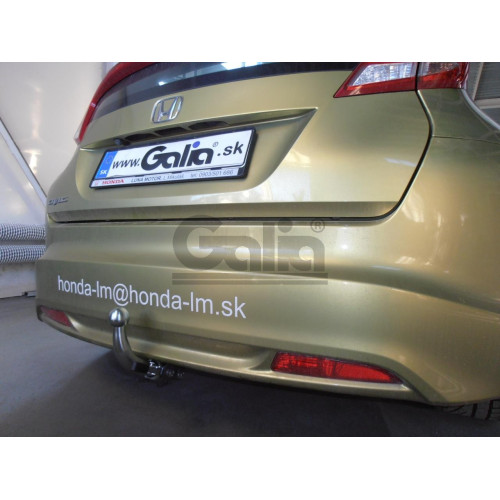 H090A GALIA Полностью оцинкованный фаркоп на Honda Civic хетчбек 5 дверей 2012-2017. Подрозетник убирается за бампер. Тип шара: A. Невидимый вырез бампера. Нагрузки: 1500/75 кг, масса фаркопа 14,22 кг