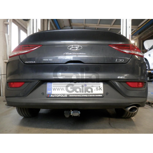 H116A GALIA Полностью оцинкованный фаркоп на Hyundai i30 Fastback 2017-. Тип шара: A. Установка без снятия и выреза бампера. Нагрузки: 1600/85 кг, масса фаркопа 14,12 кг