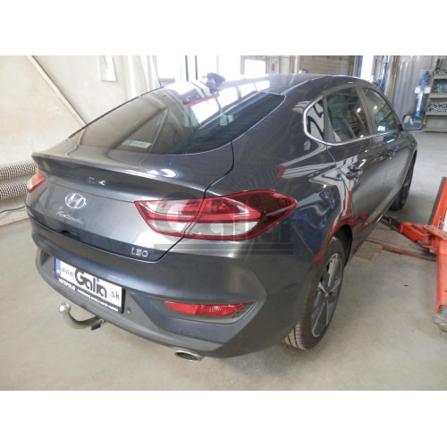H116A GALIA Полностью оцинкованный фаркоп на Hyundai i30 Fastback 2017-. Тип шара: A. Установка без снятия и выреза бампера. Нагрузки: 1600/85 кг, масса фаркопа 14,12 кг