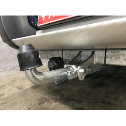 M120C GALIA Полностью оцинкованный фаркоп на Mitsubishi L200 1996-2006, 2006-2015, 2015-2023, FIAT Fullback 2016-2019. Тип шара: C (горизонтальный съемный). Без выреза бампера. На