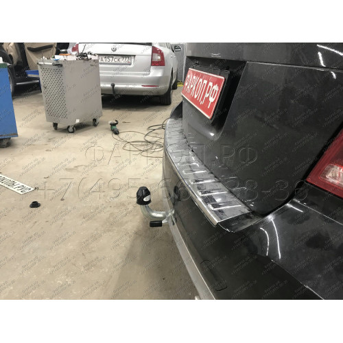 M127C GALIA Полностью оцинкованный фаркоп на Mercedes GLK-Class x204 2008-2015. Подрозетник убирается за бампер. Тип шара: C (горизонтальный съемный). Невидимый вырез бампера. Нагрузки: 2500/100 кг, масса фаркопа 20,37 кг