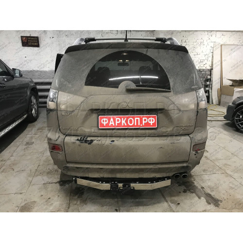 FA 0970-E(N) Бизон Фаркоп с хромированной накладкой на Mitsubishi Outlander XL 2007-2012 без подрезки бампера. Тип шара: E (легкосъемный шар под квадрат). Нагрузки: 3200/120 кг. Не комплектуется электрикой