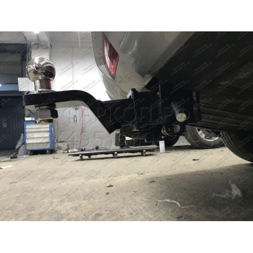 TCU00181 ТСС Фаркоп на Kia Carnival 2021-. Требуется подрезка бампера. Тип шара: E (шаровый узел под американский квадрат). Нагрузки: 1500/100 кг