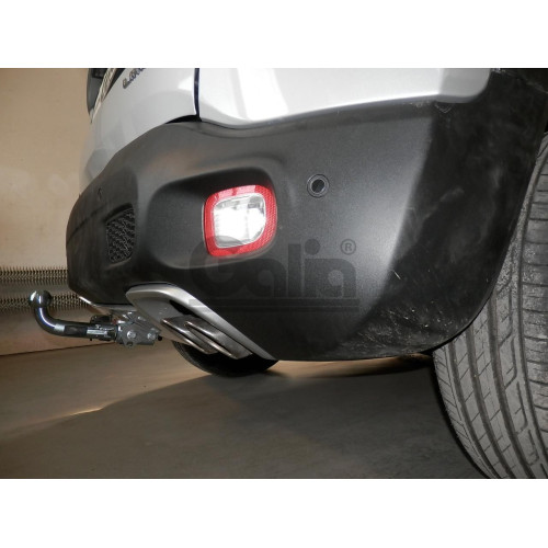 J011C GALIA Полностью оцинкованный фаркоп на Jeep Renegade 2014-, FIAT 500X 2014-, Jeep Compass 2017-. Тип шара: C (горизонтальный съемный). Требуется вырез в бампере. Нагрузки: 1750/100 кг, масса фаркопа 17,87 кг