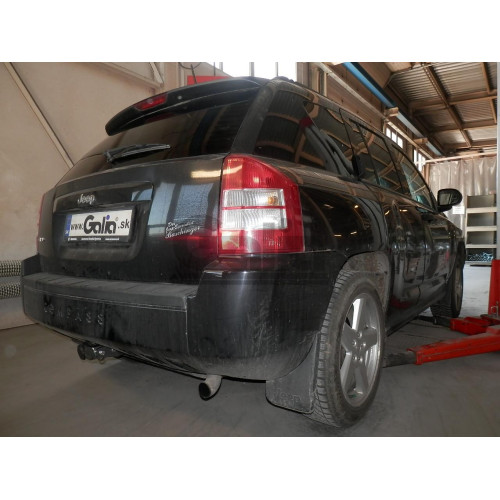 J012C GALIA Полностью оцинкованный фаркоп на Jeep Compass MK 2006-2011, Jeep Liberty 2006-2011. Тип шара: C (горизонтальный съемный). Требуется вырез в бампере. Нагрузки: 2000/100 кг, масса фаркопа 14,17 кг