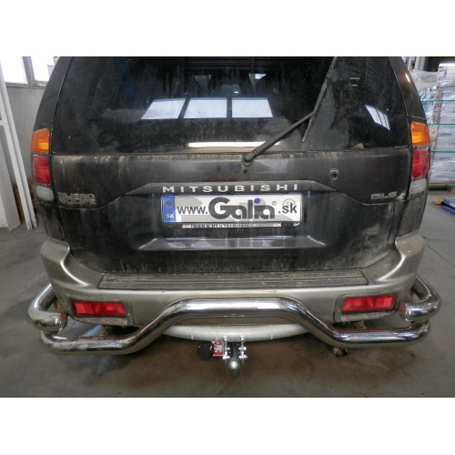 M057C GALIA Полностью оцинкованный фаркоп на Mitsubishi Pajero Sport 1998-2008, Mitsubishi Shogun 1998-2010, Mitsubishi Montero Sport 1998-2010. Тип шара: C (горизонтальный съемный). Установка без снятия и выреза бампера. Нагрузки: 3000/120 кг, масса фарк
