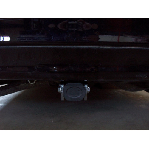 M113A GALIA Полностью оцинкованный фаркоп на Mercedes A-Class w169 2004-2012, Mercedes B-Class w245 2005-2011. Подрозетник убирается за бампер. Тип шара: A. Невидимый вырез бампера. Нагрузки: 1500/75 кг, масса фаркопа 15,02 кг