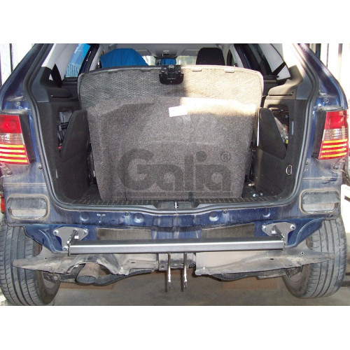 M113A GALIA Полностью оцинкованный фаркоп на Mercedes A-Class w169 2004-2012, Mercedes B-Class w245 2005-2011. Подрозетник убирается за бампер. Тип шара: A. Невидимый вырез бампера. Нагрузки: 1500/75 кг, масса фаркопа 15,02 кг