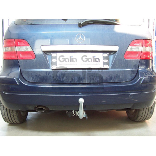 M113A GALIA Полностью оцинкованный фаркоп на Mercedes A-Class w169 2004-2012, Mercedes B-Class w245 2005-2011. Подрозетник убирается за бампер. Тип шара: A. Невидимый вырез бампера. Нагрузки: 1500/75 кг, масса фаркопа 15,02 кг