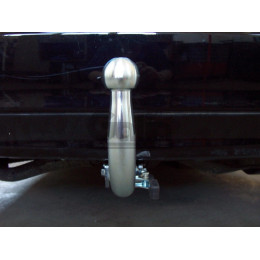 M113A GALIA Полностью оцинкованный фаркоп на Mercedes A-Class w169 2004-2012, Mercedes B-Class w245 2005-2011. Подрозетник убирается за бампер. Тип шара: A. Невидимый вырез ба