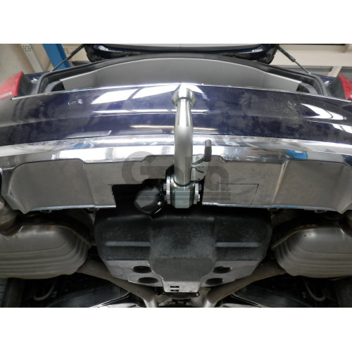 M127C GALIA Полностью оцинкованный фаркоп на Mercedes GLK-Class x204 2008-2015. Подрозетник убирается за бампер. Тип шара: C (горизонтальный съемный). Невидимый вырез бампера. Нагрузки: 2500/100 кг, масса фаркопа 20,37 кг