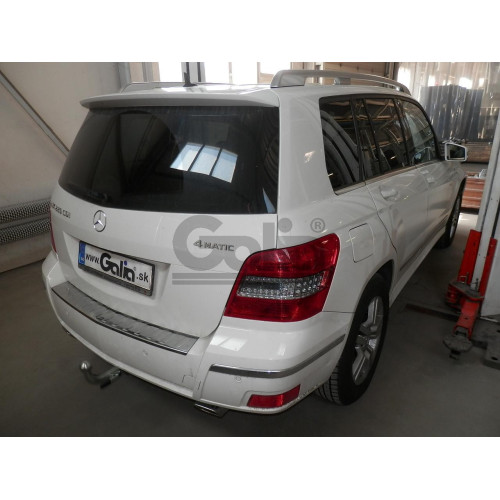 M127C GALIA Полностью оцинкованный фаркоп на Mercedes GLK-Class x204 2008-2015. Подрозетник убирается за бампер. Тип шара: C (горизонтальный съемный). Невидимый вырез бампера. Нагрузки: 2500/100 кг, масса фаркопа 20,37 кг