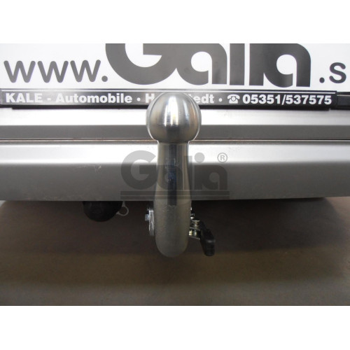 O045A GALIA Полностью оцинкованный фаркоп на Opel Vectra C седан/хетчбек 2002-2008. Подрозетник убирается за бампер. Тип шара: A. Установка без снятия и выреза бампера. Нагрузки: 1600/75 кг, масса фаркопа 16,42 кг