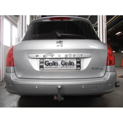 P041C GALIA Полностью оцинкованный фаркоп на Peugeot 308 универсал 2008-2013. Тип шара: C (горизонтальный съемный). Установка без снятия и выреза бампера. Нагрузки: 1700/75 кг, масса фаркопа 17,97 кг