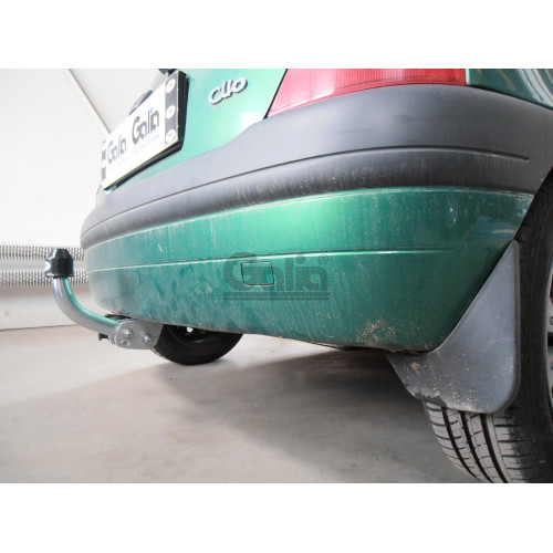 R002C GALIA Полностью оцинкованный фаркоп на Renault Clio 1998-2005. Особенности: Номерной знак на задней двери, вкл. Storia 2005-. Тип шара: C (горизонтальный съемный). Установка без снятия и выреза бампера. Нагрузки: 1200/75 кг, масса фаркопа 15,1 кг