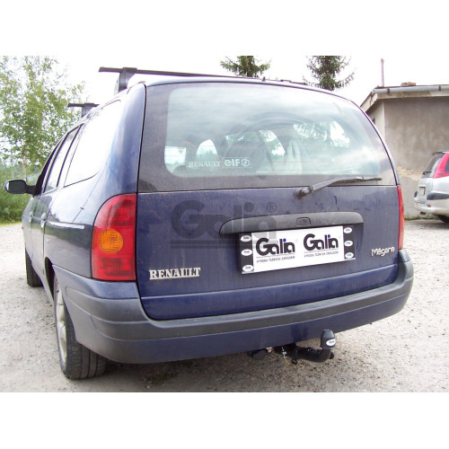 R018C GALIA Полностью оцинкованный фаркоп на Renault Megane I универсал 1996-2003. Тип шара: C (горизонтальный съемный). Установка без снятия и выреза бампера. Нагрузки: 1350/65 кг, масса фаркопа 16,6 кг