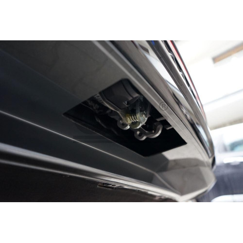 V081C GALIA Полностью оцинкованный фаркоп на Volkswagen Passat B8 седан/универсал 08/2014-2023, в т.ч. Alltrack B8 2015-2023, Skoda Superb 3 седан/универсал 03/2015-2024. Подрозетник убирается за бампер. Тип шара: C (горизонтальный съемный). Невидимый выр