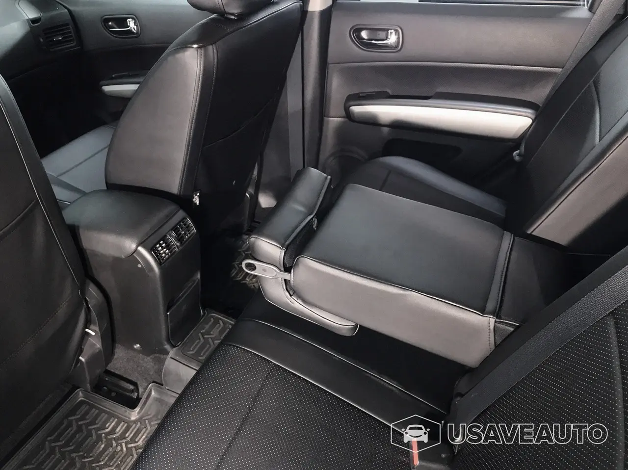 Установка чехлов B&M на Nissan X-Trail