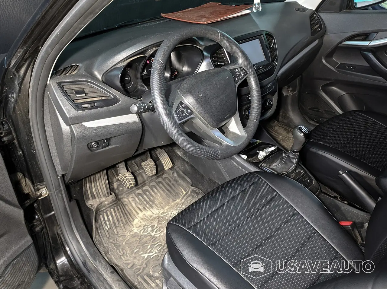 Установка чехлов Автопилот на Lada Vesta