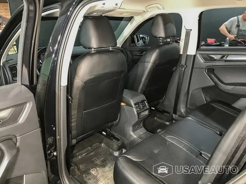 Установка чехлов на Skoda Kodiaq от компании INTER Установка чехлов на Skoda Kodiaq от компании INTER