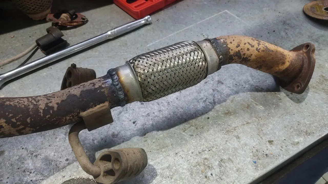 Замена гофры на Lada Xray Замена гофры на Lada Xray