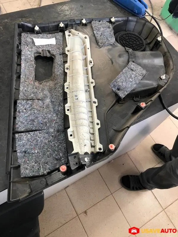 Перетяжка дверных карт на Nissan Qashqai