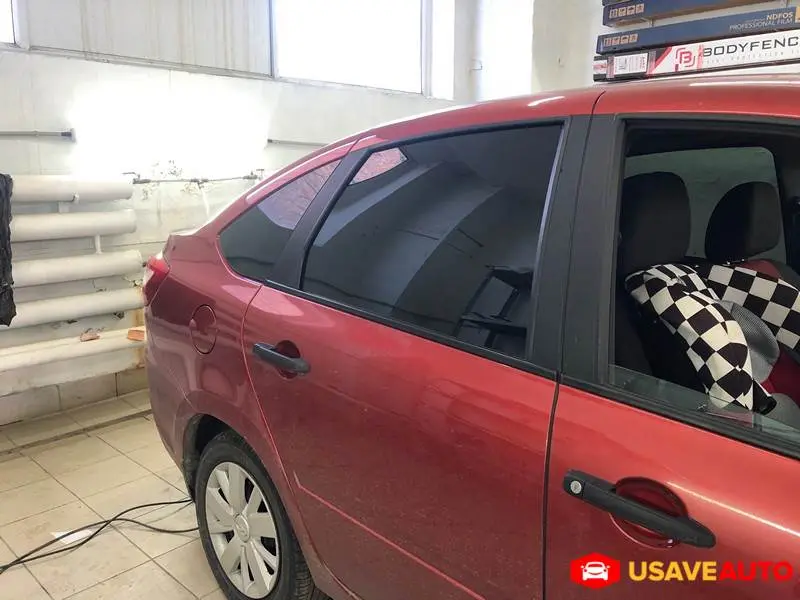 Тонировка задней полусферы LADA Granta