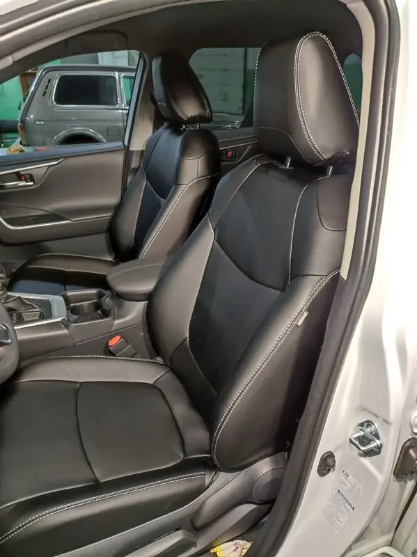 TOYOTA RAV4 чехлы INTER