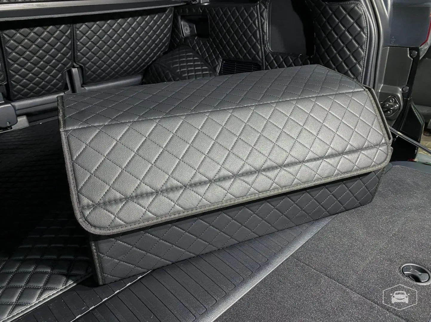 Кожаные 3D ковры