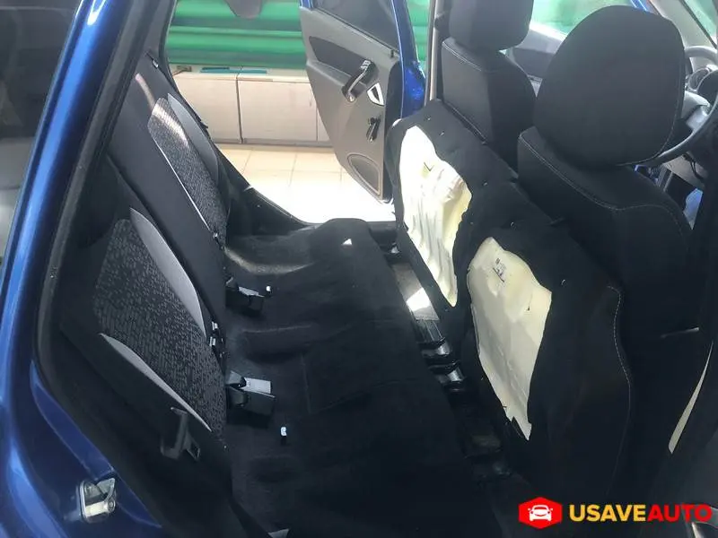 Установка чехлов на Lada Granta 2018 Установка чехлов на Lada Granta 2018