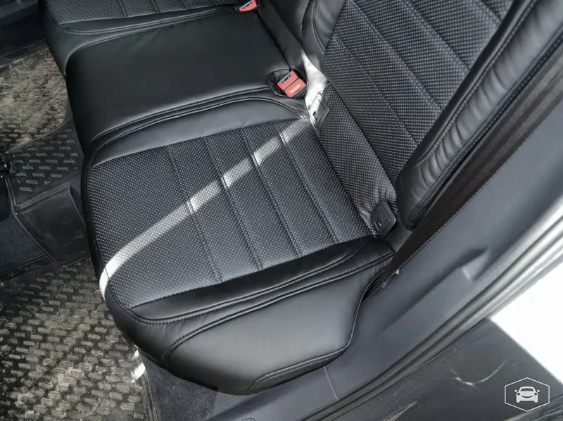 Чехлы Прочехлы на VW Passat B8 Чехлы Прочехлы на VW Passat B8