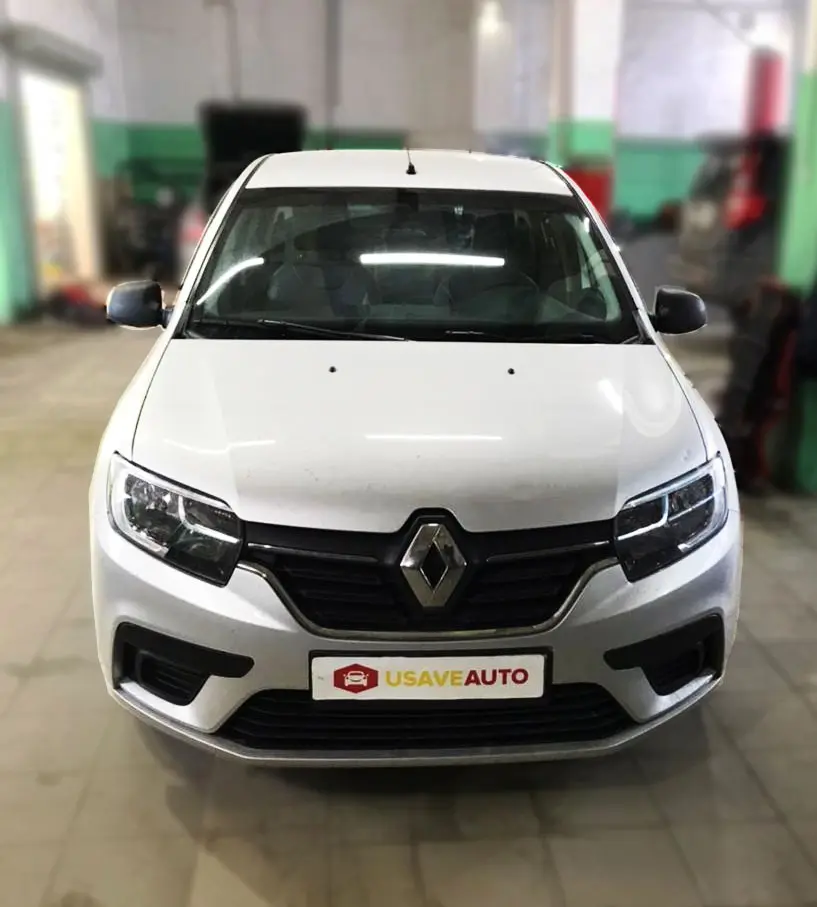 Renault Logan Камера заднего вида + универсальные чехлы