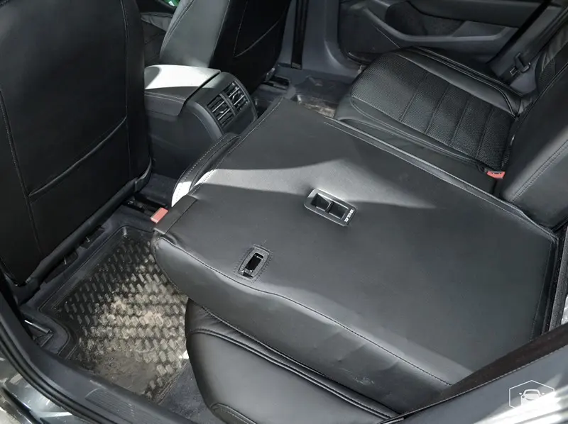 Чехлы Прочехлы на VW Passat B8 Чехлы Прочехлы на VW Passat B8