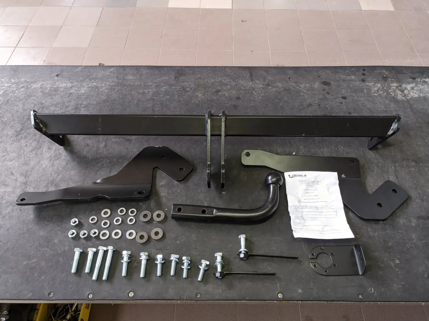 Установили фаркоп на Mazda cx5