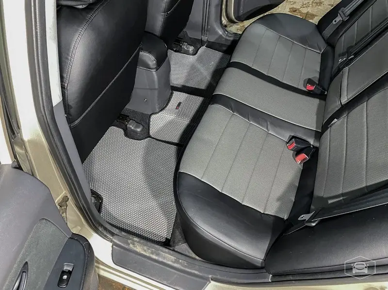 Чехлы Автопилот и Hyundai Elantra