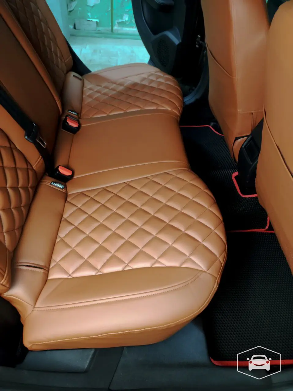 Чехлы B&M Renault Arkana