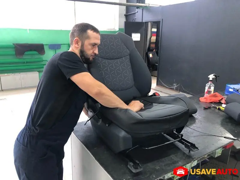 Установка чехлов Автопилот на Toyota Rav 4 2020 Установка чехлов Автопилот на Toyota Rav 4 2020