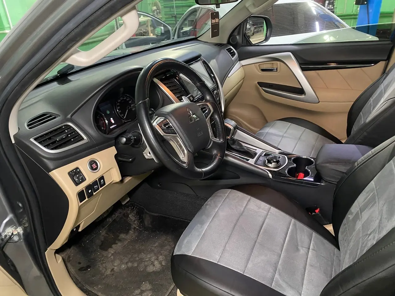 Чехлы АВТОПИЛОТ Mitsubishi Pajero Sport III Чехлы АВТОПИЛОТ Mitsubishi Pajero Sport III